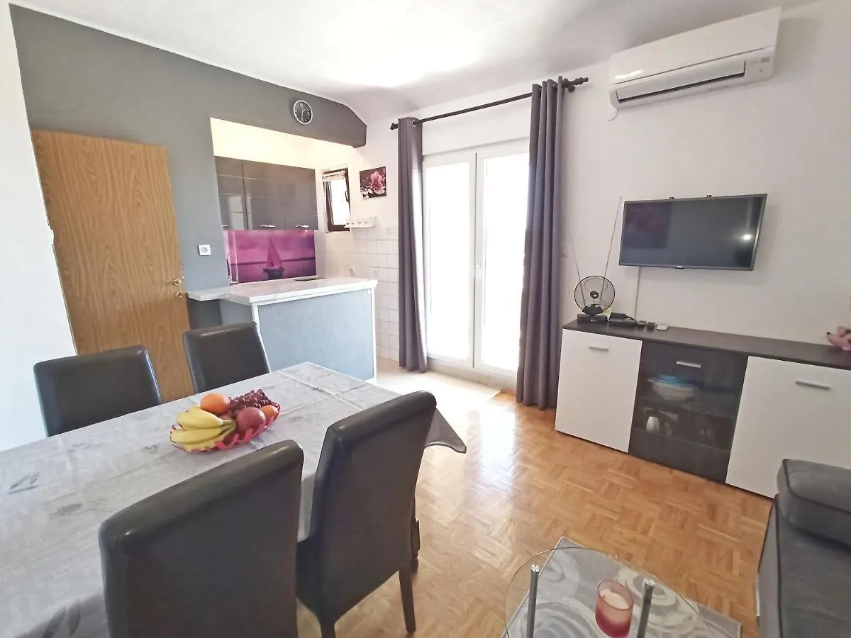 Sunny Break Apartments Kastela 0*,